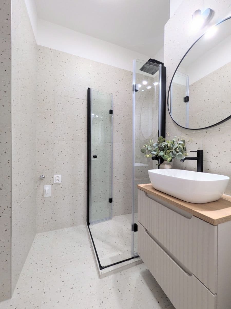 Prodej bytu 2+kk 40 m², Petrohradská, Praha, Praha Prodej bytu 2+kk 40 m², Petrohradská, Praha, Praha