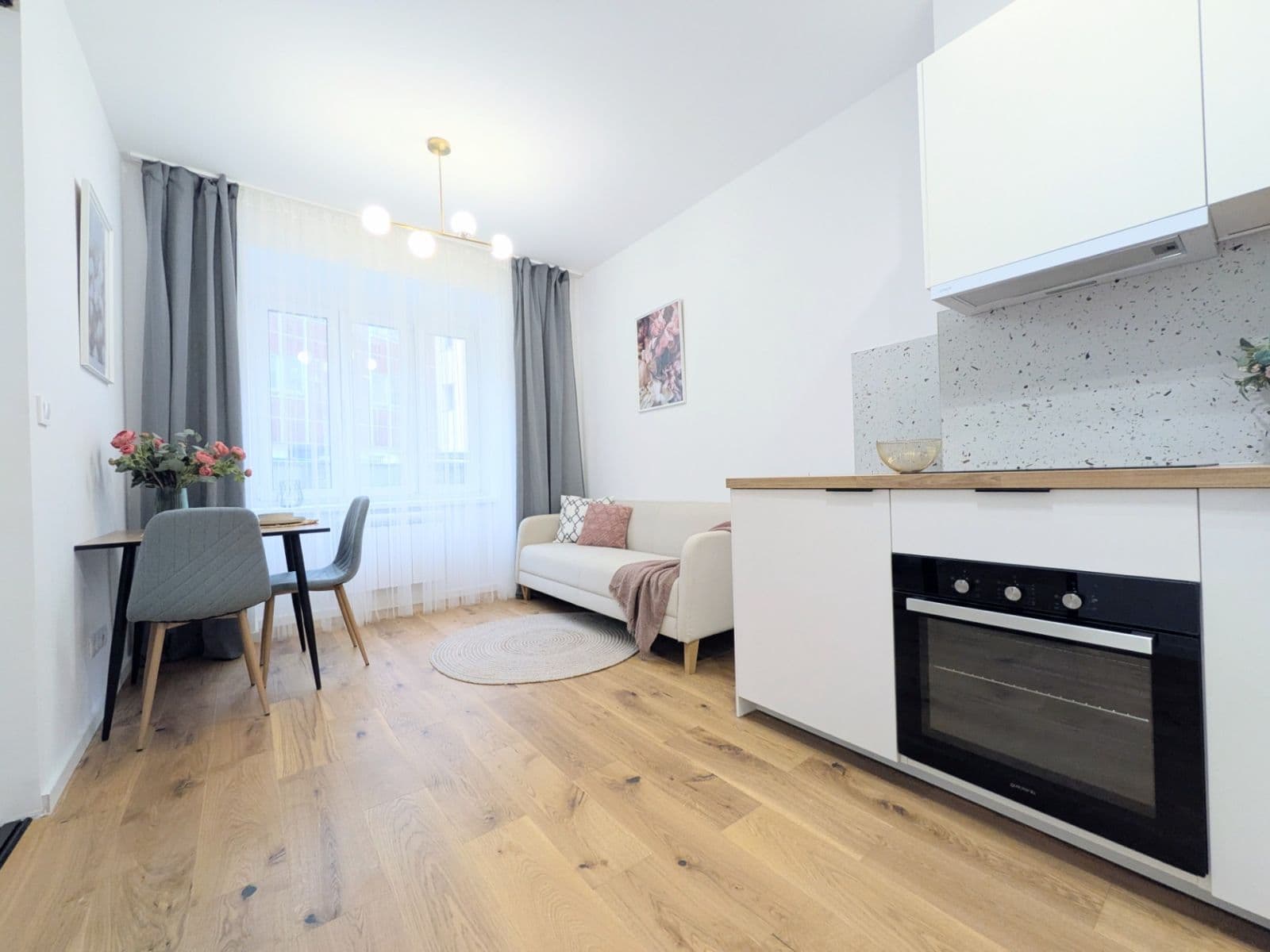 Prodej bytu 2+kk 40 m², Petrohradská, Praha, Praha Prodej bytu 2+kk 40 m², Petrohradská, Praha, Praha