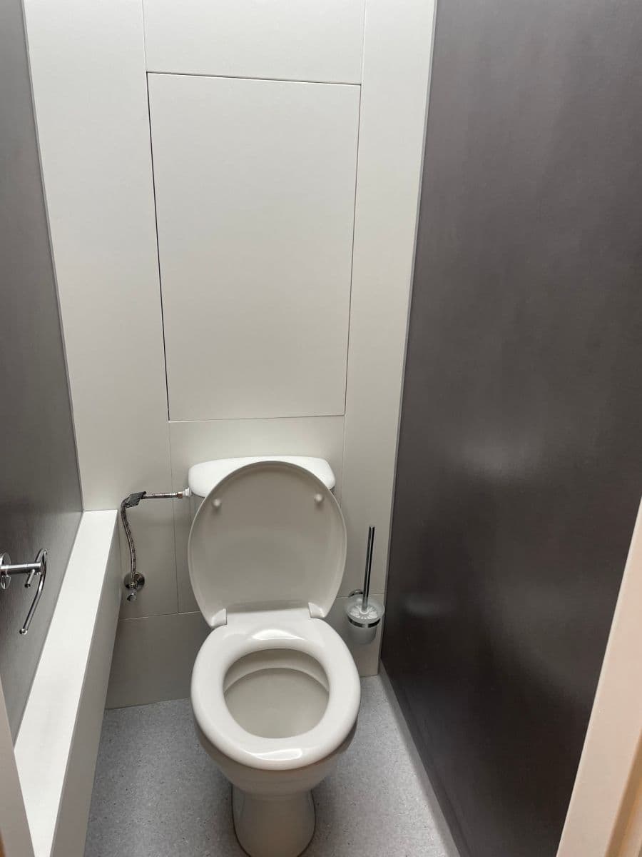 Pronájem bytu 3+1 73 m², Dukelských hrdinů, Ústí nad Labem, Ústecký kraj Pronájem bytu 3+1 73 m², Dukelských hrdinů, Ústí nad Labem, Ústecký kraj