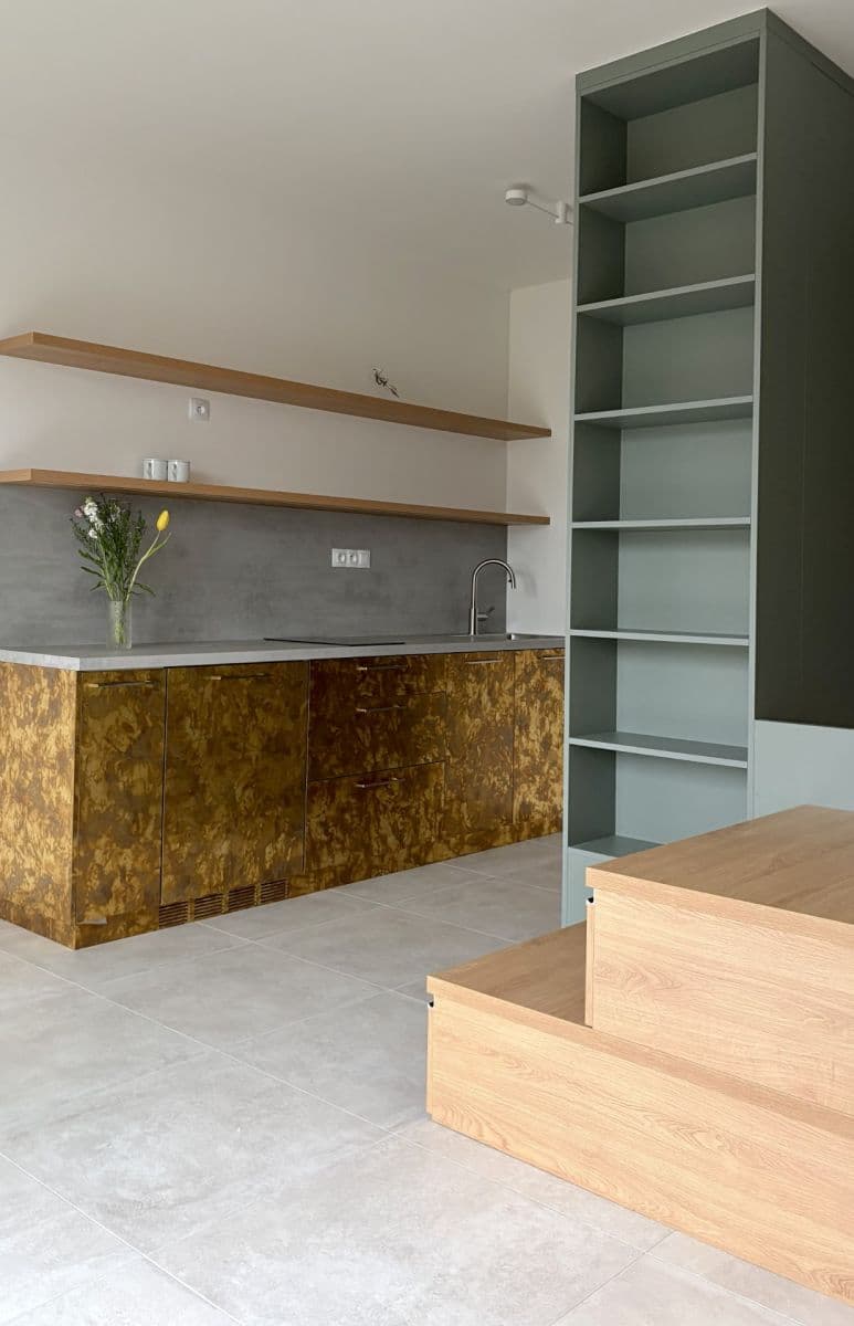 Pronájem bytu 1+kk 30 m², Vinařská, Beroun, Středočeský kraj Pronájem bytu 1+kk 30 m², Vinařská, Beroun, Středočeský kraj