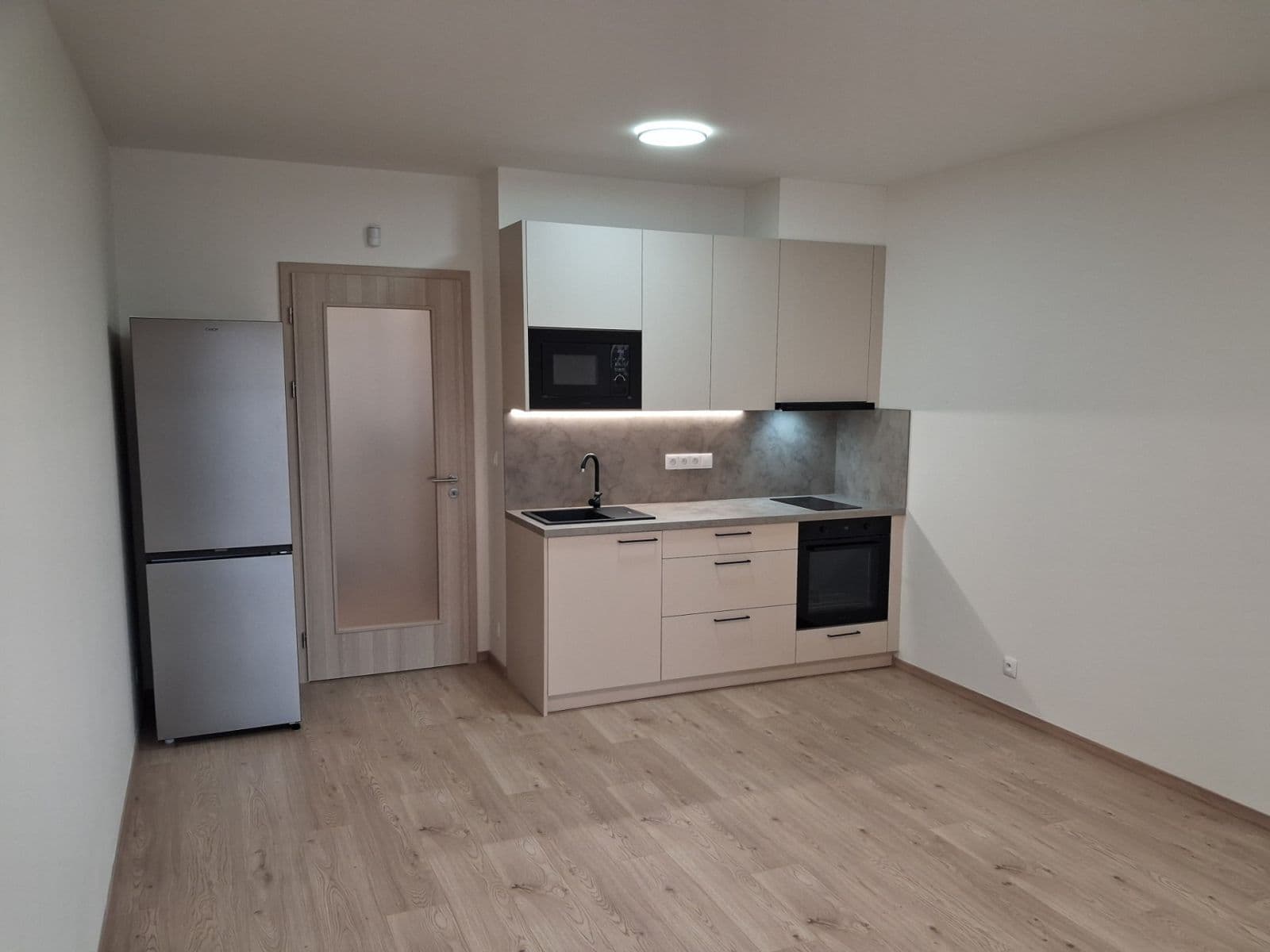 Pronájem bytu 1+kk 31 m², Poděbradská, Praha, Praha Pronájem bytu 1+kk 31 m², Poděbradská, Praha, Praha