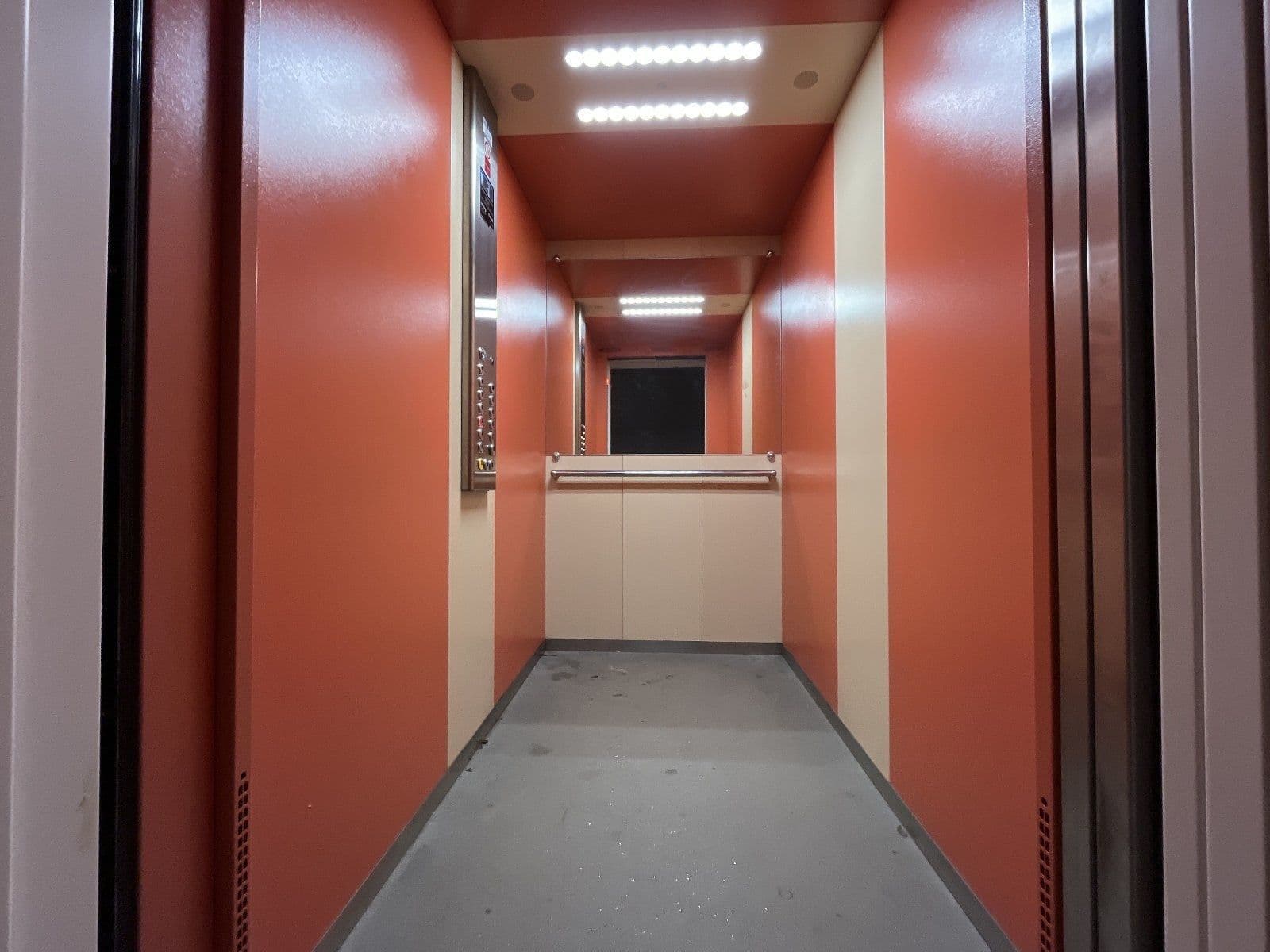 Pronájem bytu 1+kk 27 m², Hornická, Český Těšín, Moravskoslezský kraj Pronájem bytu 1+kk 27 m², Hornická, Český Těšín, Moravskoslezský kraj