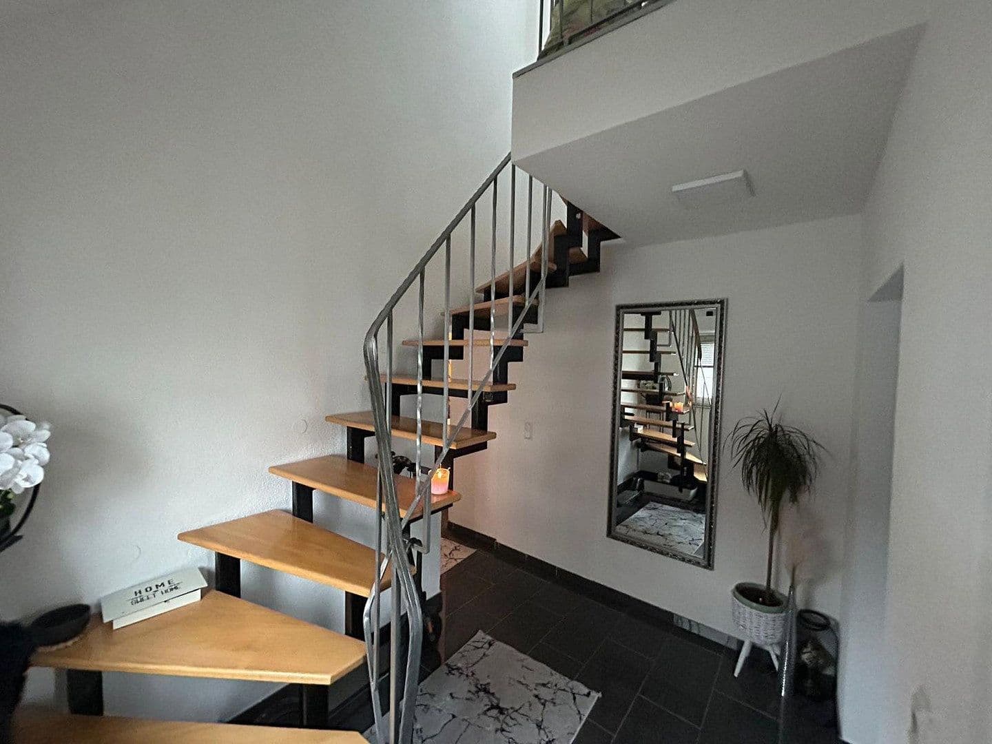 Prodej domu 78 m², pozemek 215 m², Kamp-Lintfort, Severní Porýní-Vestfálsko Prodej domu 78 m², pozemek 215 m², Kamp-Lintfort, Severní Porýní-Vestfálsko