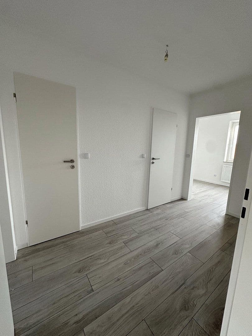 Pronájem bytu 3+1 74 m², Dasbacher Straße 26, Bremen, Bremen Pronájem bytu 3+1 74 m², Dasbacher Straße 26, Bremen, Bremen