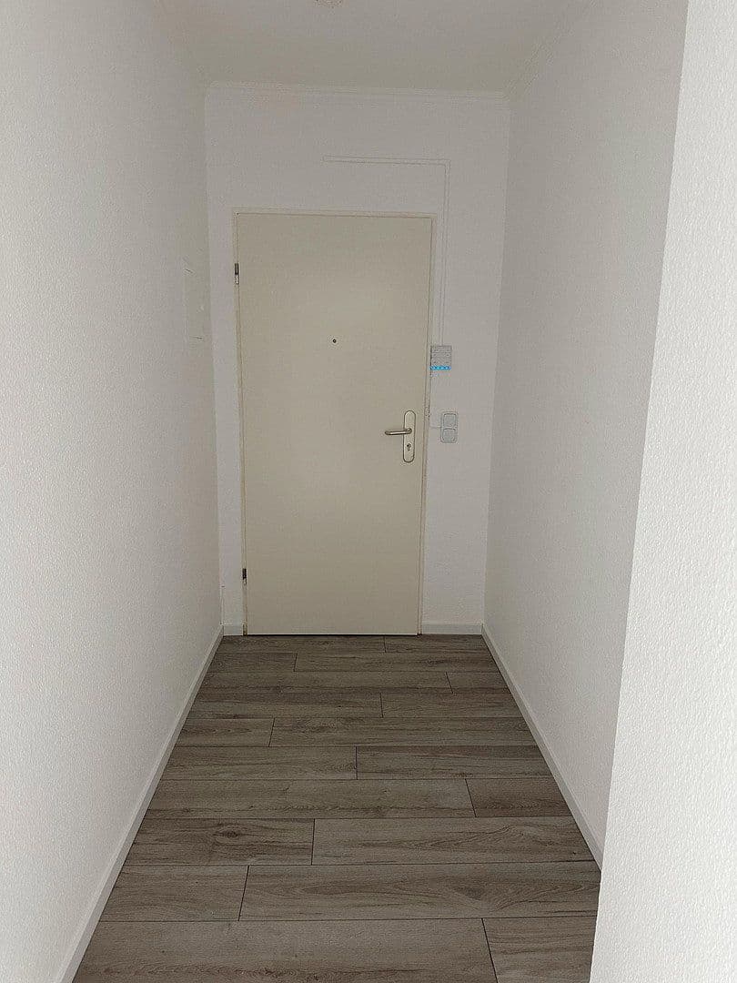 Pronájem bytu 3+1 74 m², Dasbacher Straße 26, Bremen, Bremen Pronájem bytu 3+1 74 m², Dasbacher Straße 26, Bremen, Bremen