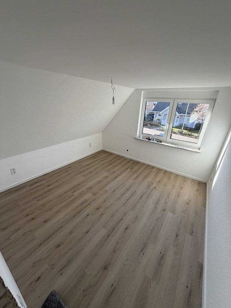 Pronájem bytu 4+1 110 m², Achim, Dolní Sasko Pronájem bytu 4+1 110 m², Achim, Dolní Sasko