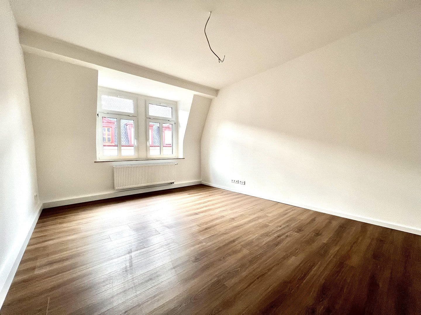 Pronájem bytu 2+1 55 m², Gutenbergstrasse 25, Fürth, Bavorsko Pronájem bytu 2+1 55 m², Gutenbergstrasse 25, Fürth, Bavorsko