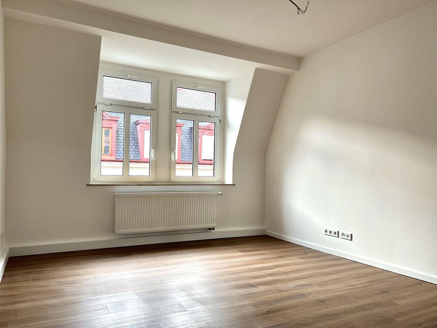 Pronájem bytu 2+1 55 m², Gutenbergstrasse 25, Fürth, Bavorsko Pronájem bytu 2+1 55 m², Gutenbergstrasse 25, Fürth, Bavorsko