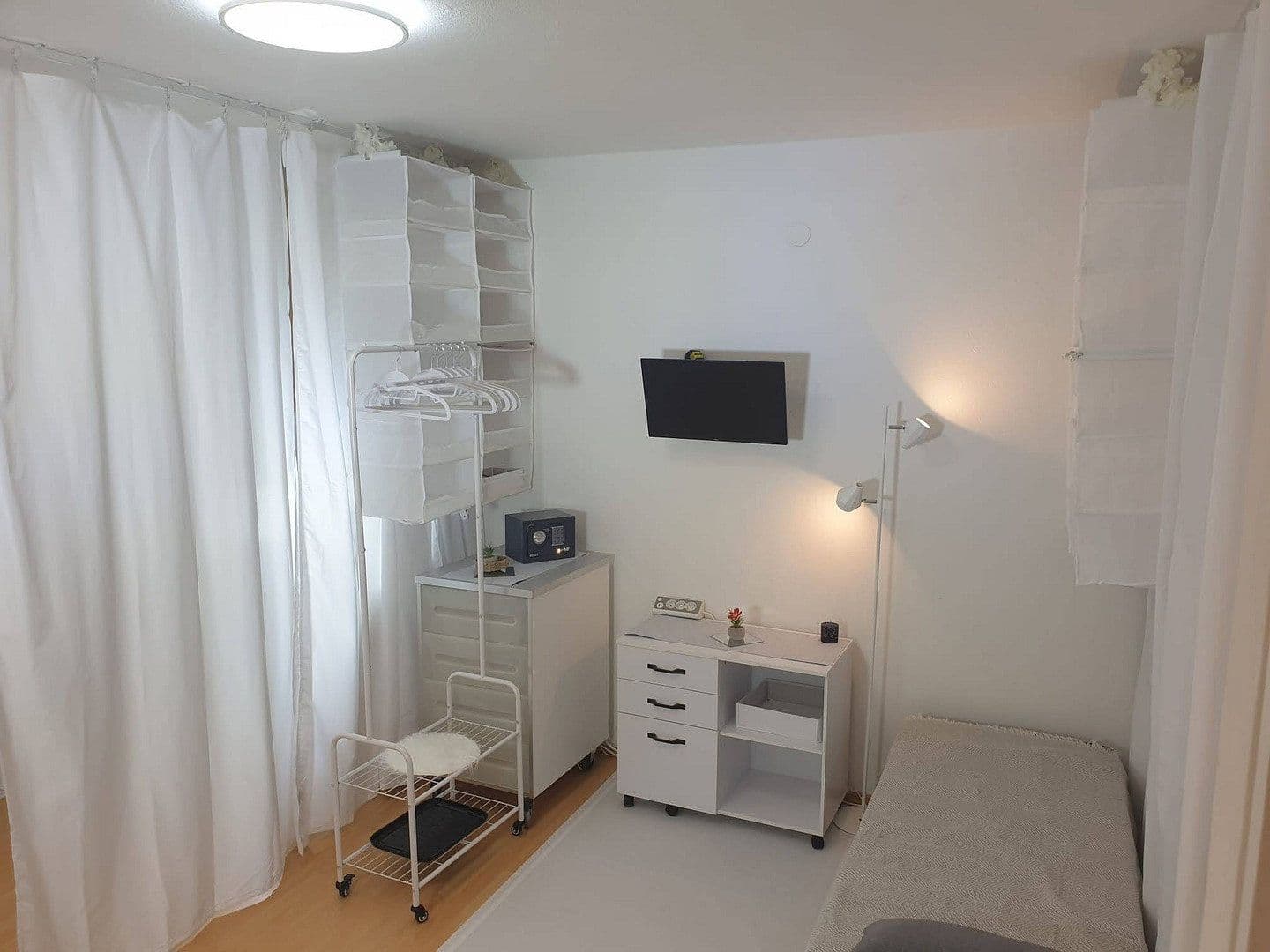 Pronájem bytu 1+1 28 m², Kaiserbergstr, Kufstein, Tyrolsko Pronájem bytu 1+1 28 m², Kaiserbergstr, Kufstein, Tyrolsko