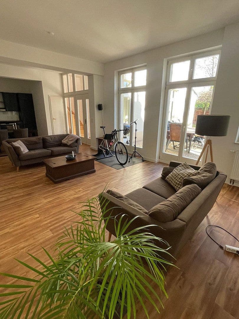 Prodej domu 140 m², pozemek 292 m², Potsdam, Braniborsko Prodej domu 140 m², pozemek 292 m², Potsdam, Braniborsko