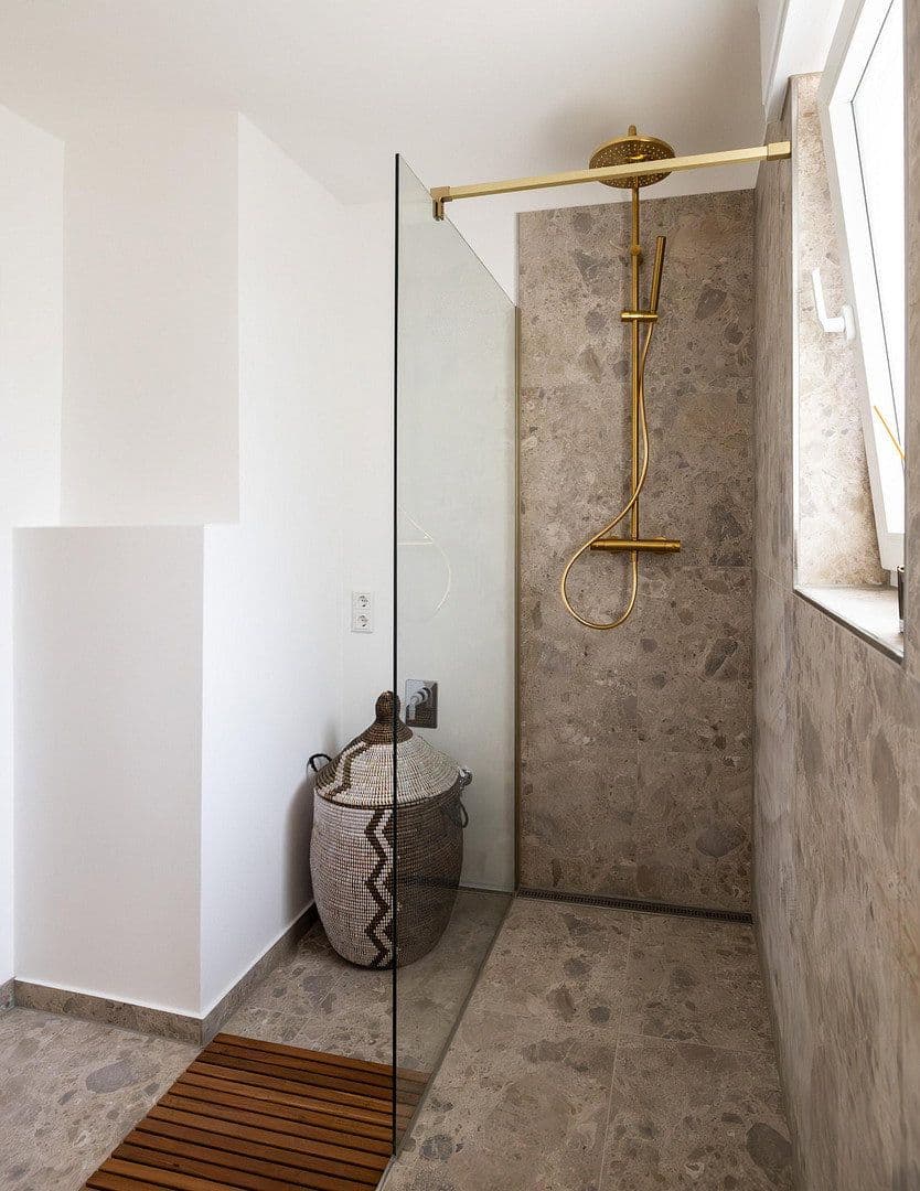 Prodej bytu 4+1 90 m², Frankfurt, Hessen Prodej bytu 4+1 90 m², Frankfurt, Hessen