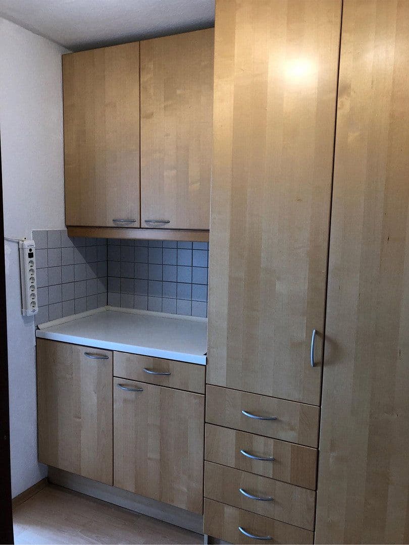 Pronájem bytu 1+1 30 m², Heidelberg, Bádensko-Württembersko Pronájem bytu 1+1 30 m², Heidelberg, Bádensko-Württembersko