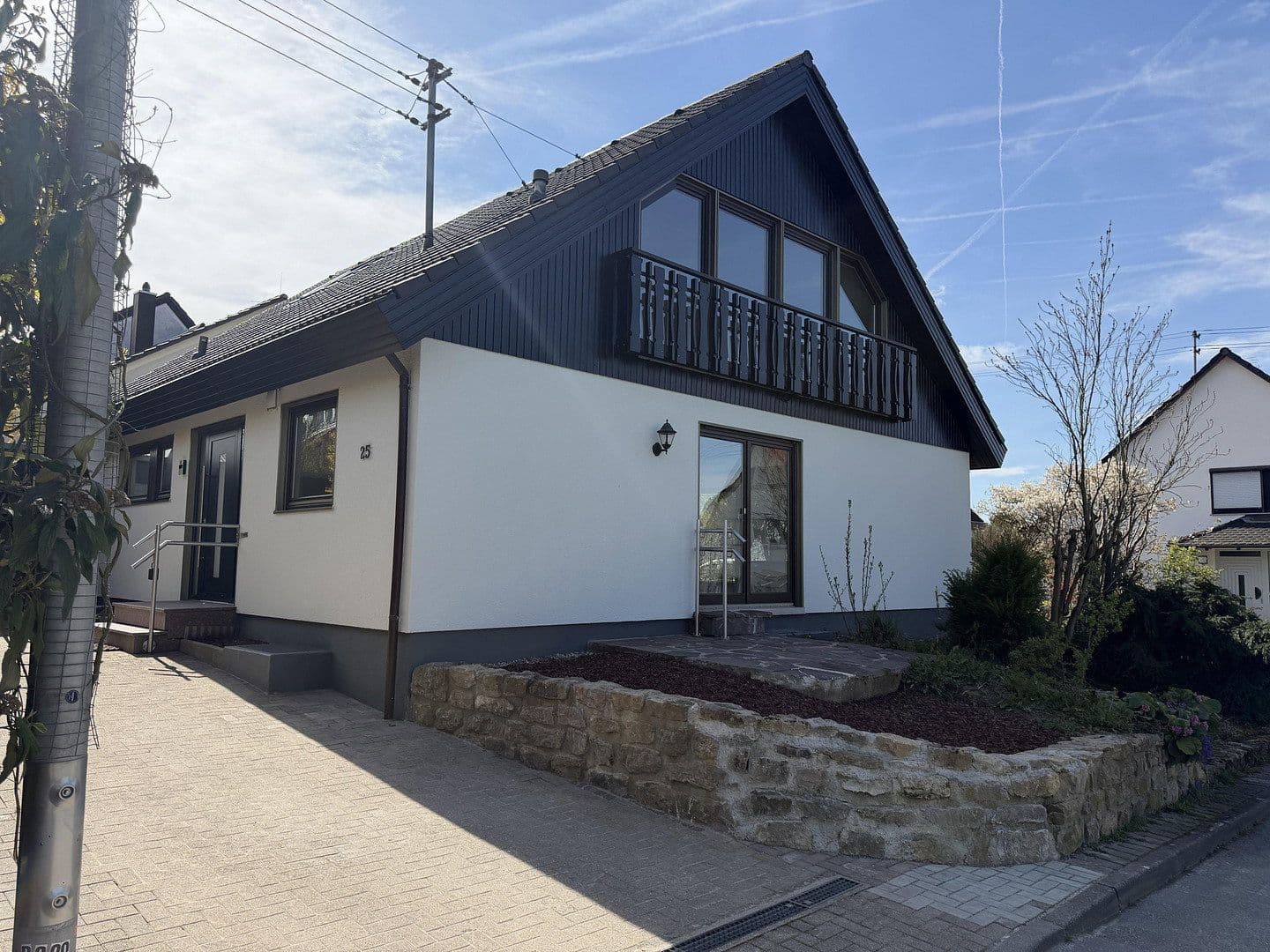 Prodej domu 202 m², pozemek 390 m², Freiberg am Neckar, Bádensko-Württembersko Prodej domu 202 m², pozemek 390 m², Freiberg am Neckar, Bádensko-Württembersko