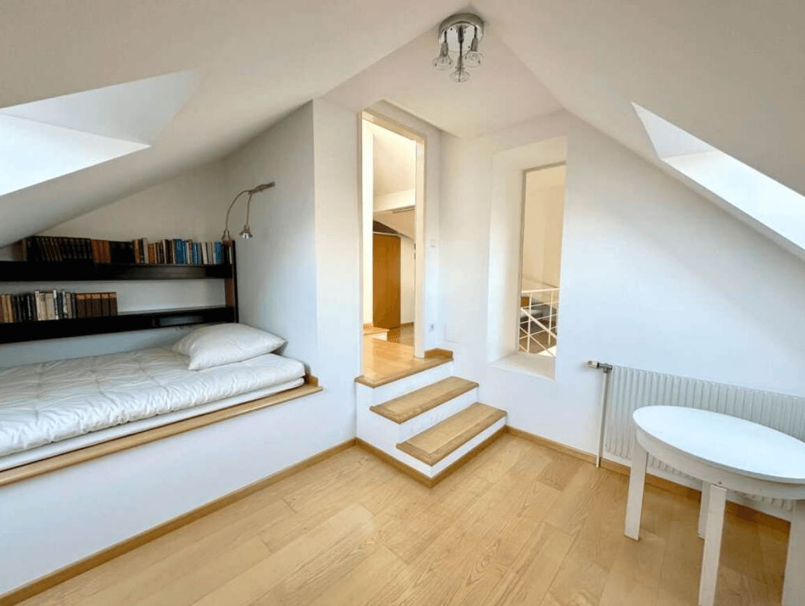 Pronájem bytu 3+1 75 m², Frankfurt am Main, Hessen Pronájem bytu 3+1 75 m², Frankfurt am Main, Hessen