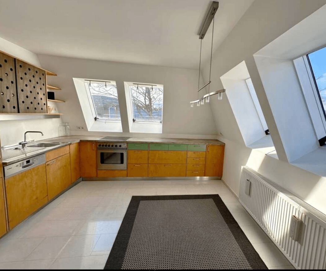 Pronájem bytu 3+1 75 m², Frankfurt am Main, Hessen Pronájem bytu 3+1 75 m², Frankfurt am Main, Hessen