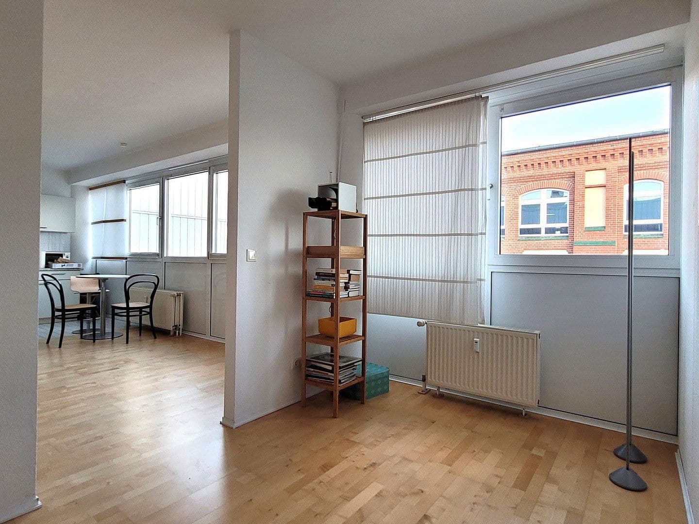 Prodej bytu 1+kk 36 m², Erich-Weinert-Str. 143, Berlin, Berlín Prodej bytu 1+kk 36 m², Erich-Weinert-Str. 143, Berlin, Berlín