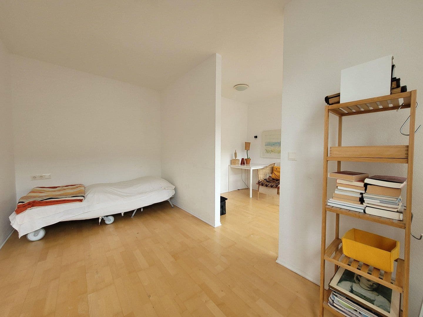 Prodej bytu 1+kk 36 m², Erich-Weinert-Str. 143, Berlin, Berlín Prodej bytu 1+kk 36 m², Erich-Weinert-Str. 143, Berlin, Berlín