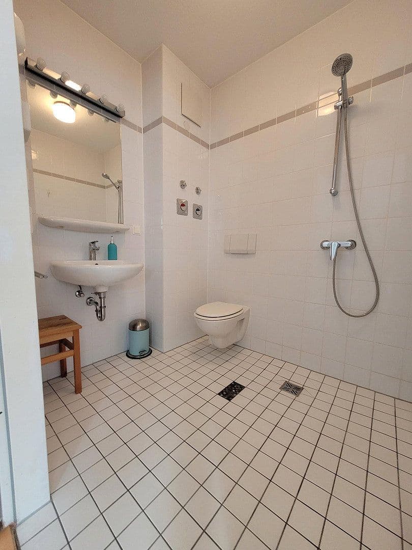 Prodej bytu 1+kk 36 m², Erich-Weinert-Str. 143, Berlin, Berlín Prodej bytu 1+kk 36 m², Erich-Weinert-Str. 143, Berlin, Berlín