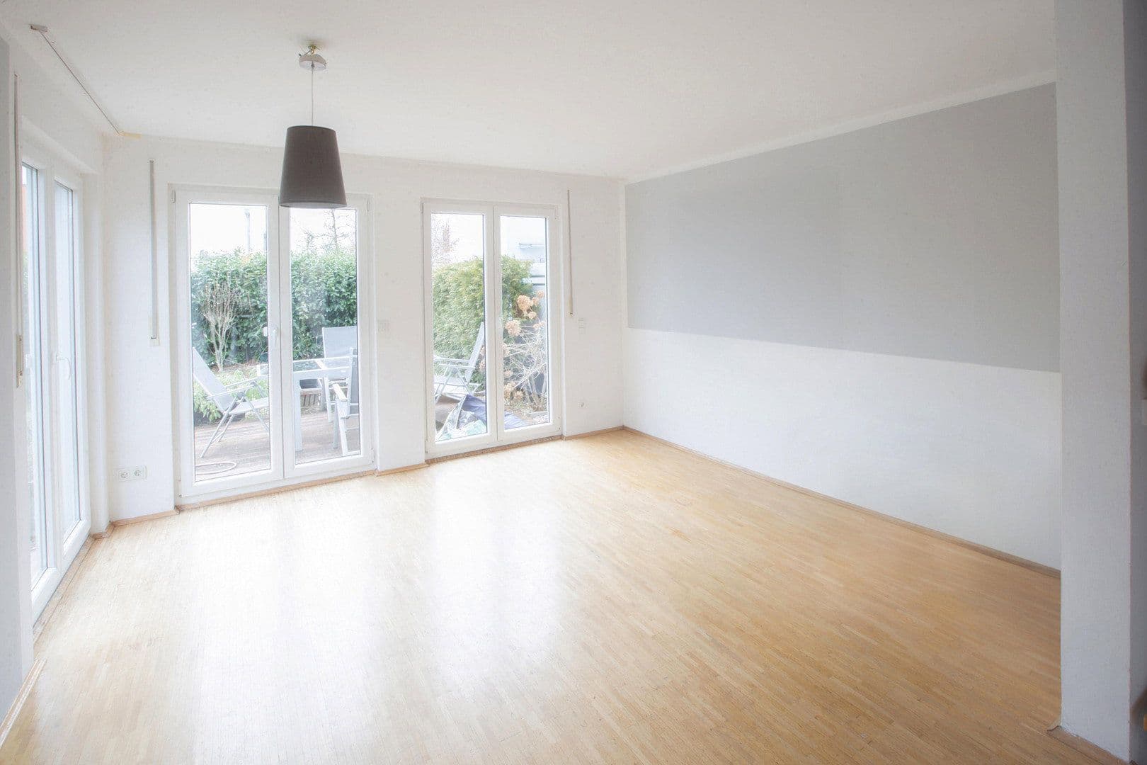 Prodej domu 119 m², pozemek 205 m², Braunaugenstraße 36, München, Bavorsko Prodej domu 119 m², pozemek 205 m², Braunaugenstraße 36, München, Bavorsko