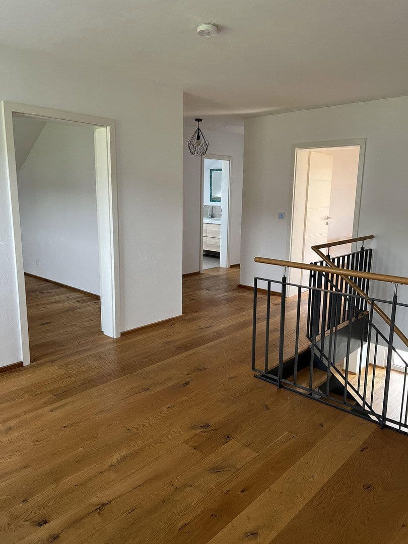 Pronájem bytu 5+1 180 m², Ohlsbach, Bádensko-Württembersko Pronájem bytu 5+1 180 m², Ohlsbach, Bádensko-Württembersko