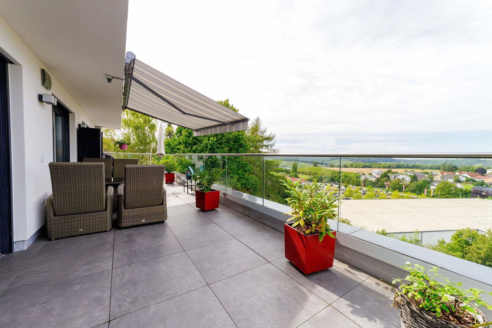 Pronájem bytu 5+1 180 m², Perl, Země Sársko Pronájem bytu 5+1 180 m², Perl, Země Sársko