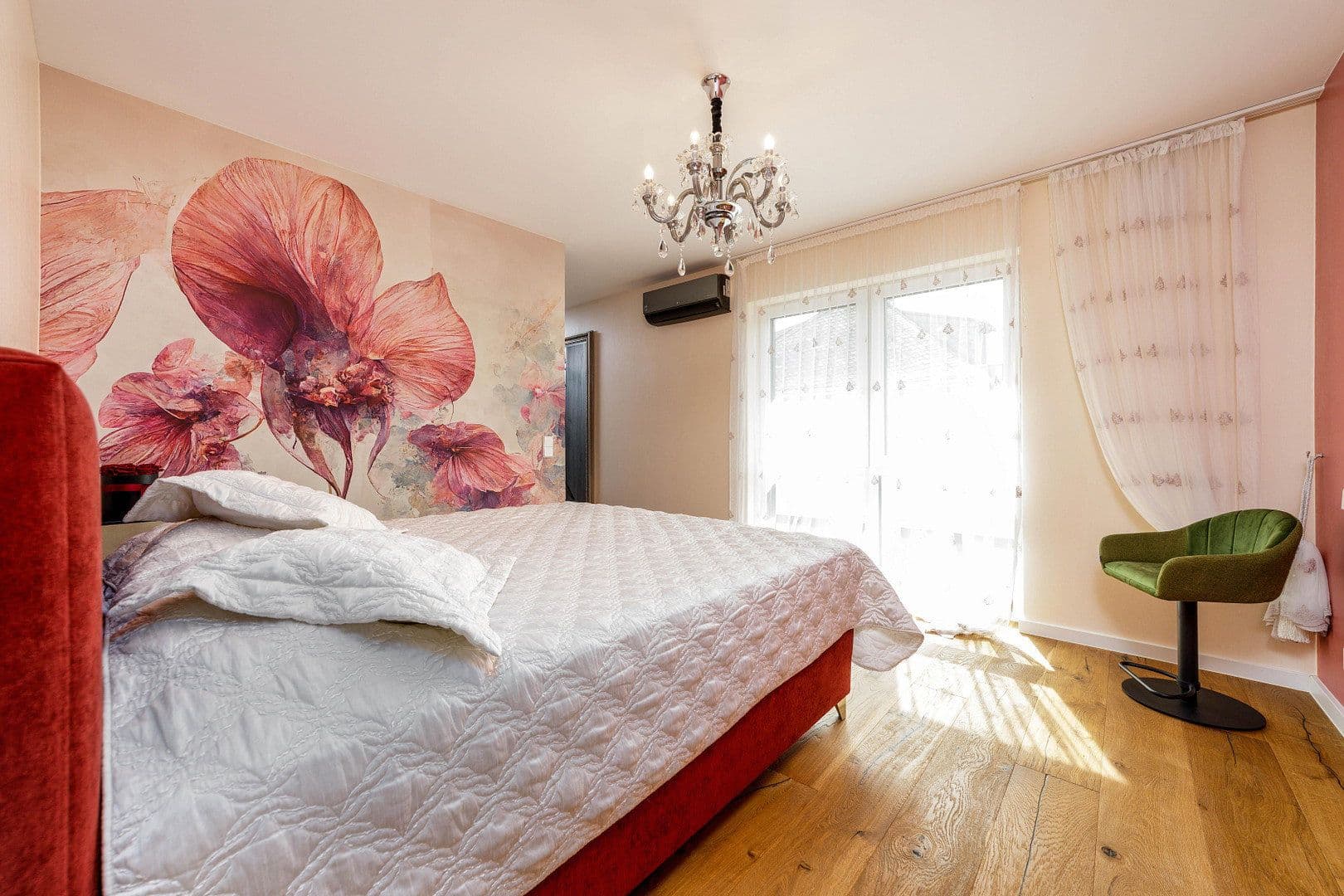 Pronájem bytu 5+1 180 m², Perl, Země Sársko Pronájem bytu 5+1 180 m², Perl, Země Sársko