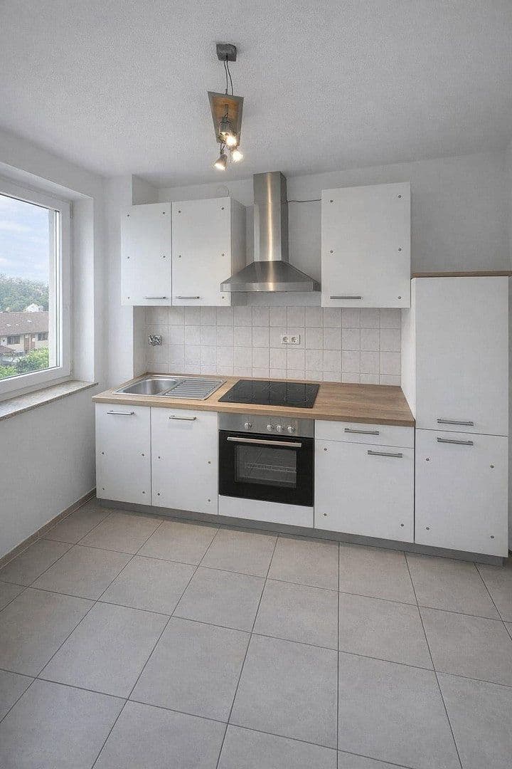 Pronájem bytu 3+1 78 m², Bielefeld, Severní Porýní-Vestfálsko Pronájem bytu 3+1 78 m², Bielefeld, Severní Porýní-Vestfálsko