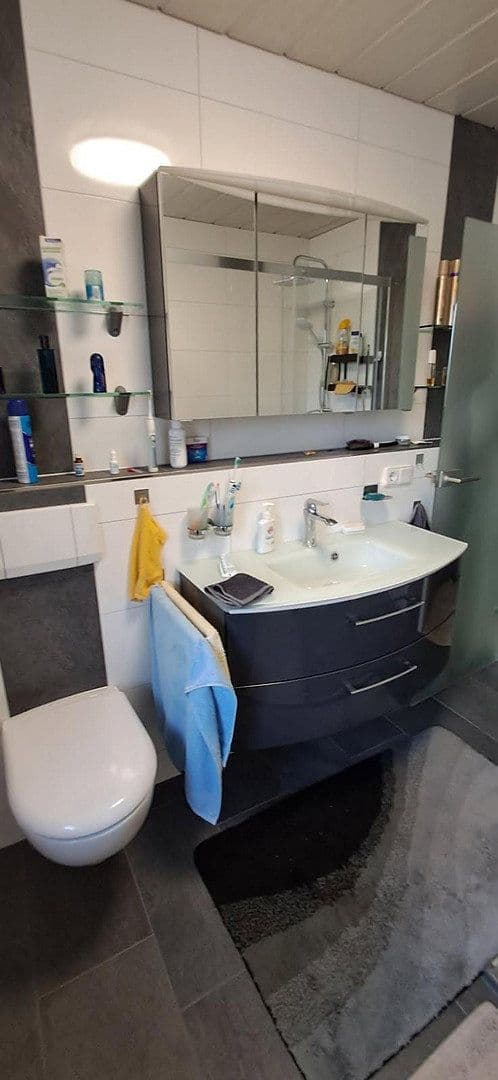 Prodej domu 161 m², pozemek 275 m², Marl, Severní Porýní-Vestfálsko Prodej domu 161 m², pozemek 275 m², Marl, Severní Porýní-Vestfálsko