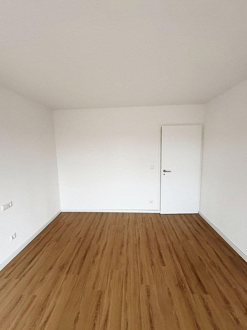 Prodej bytu 3+1 75 m², Hohenstaufenstrasse 100, Göppingen, Bádensko-Württembersko Prodej bytu 3+1 75 m², Hohenstaufenstrasse 100, Göppingen, Bádensko-Württembersko