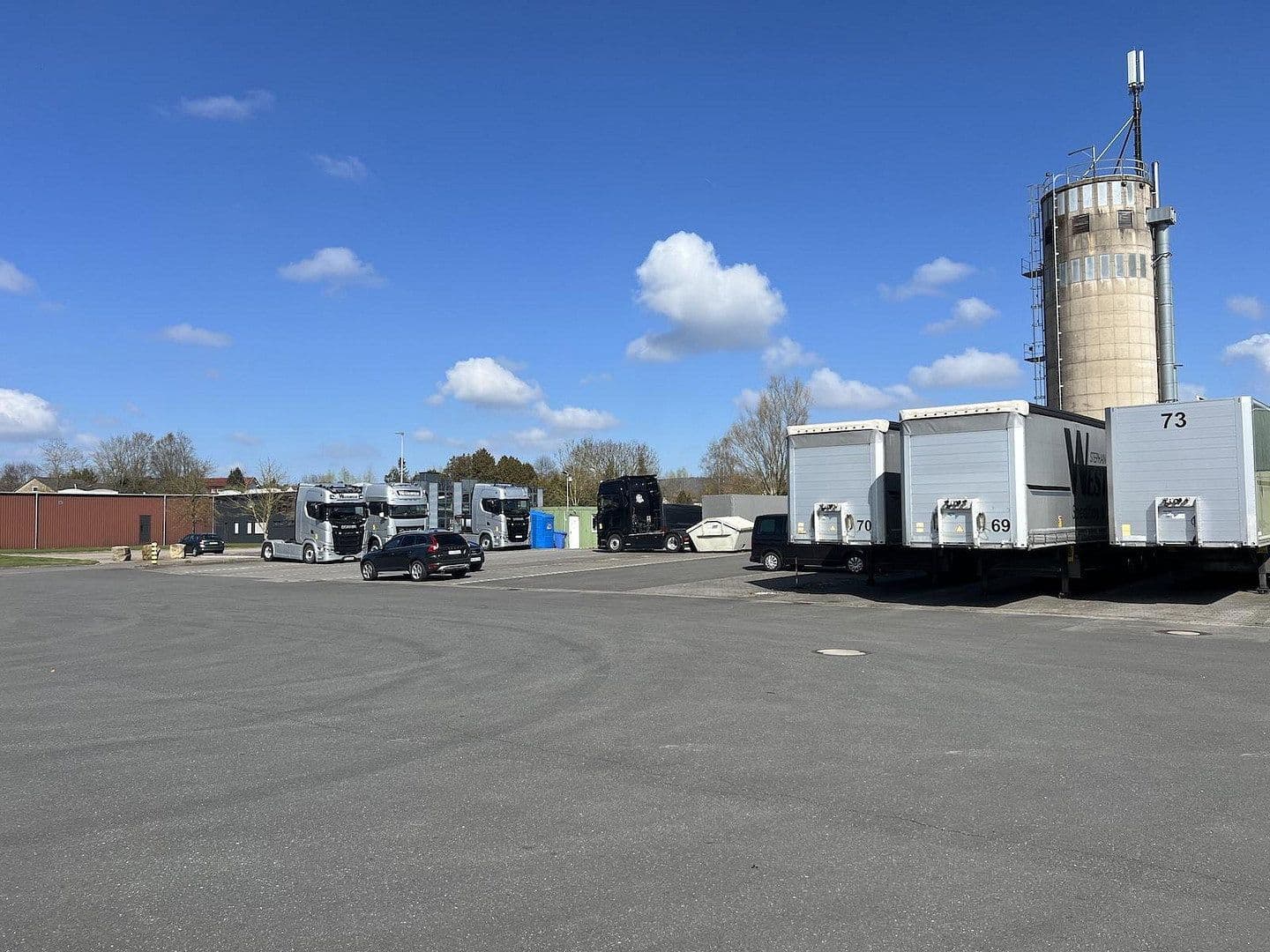 Pronájem pozemku 4.000 m², Hüllhorst, Severní Porýní-Vestfálsko Pronájem pozemku 4.000 m², Hüllhorst, Severní Porýní-Vestfálsko