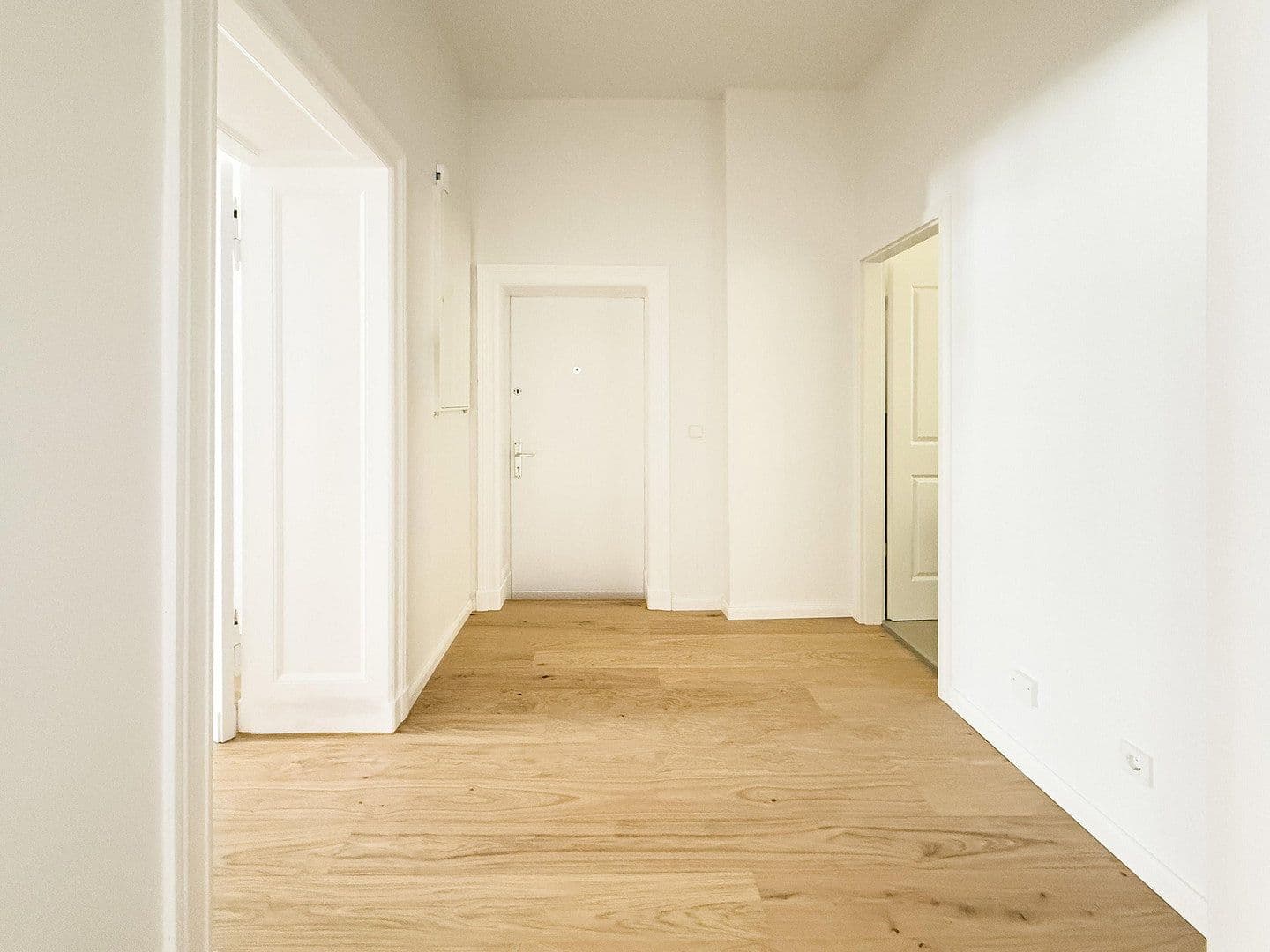 Prodej bytu 3+1 105 m², Friedbergstraße 27, Berlin, Berlín Prodej bytu 3+1 105 m², Friedbergstraße 27, Berlin, Berlín