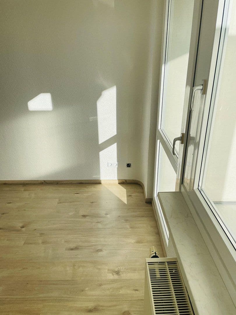 Pronájem bytu 1+1 32 m², Dahlienstraße 4, Erfurt, Durynsko Pronájem bytu 1+1 32 m², Dahlienstraße 4, Erfurt, Durynsko