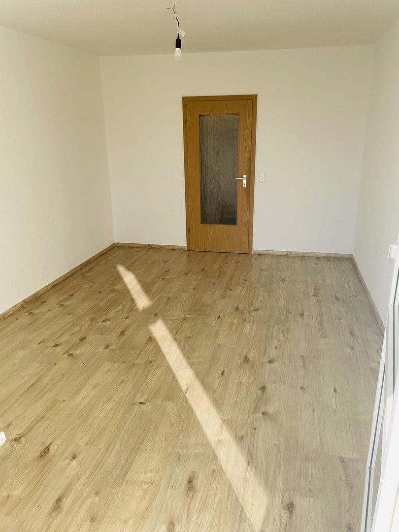 Pronájem bytu 1+1 32 m², Dahlienstraße 4, Erfurt, Durynsko Pronájem bytu 1+1 32 m², Dahlienstraße 4, Erfurt, Durynsko