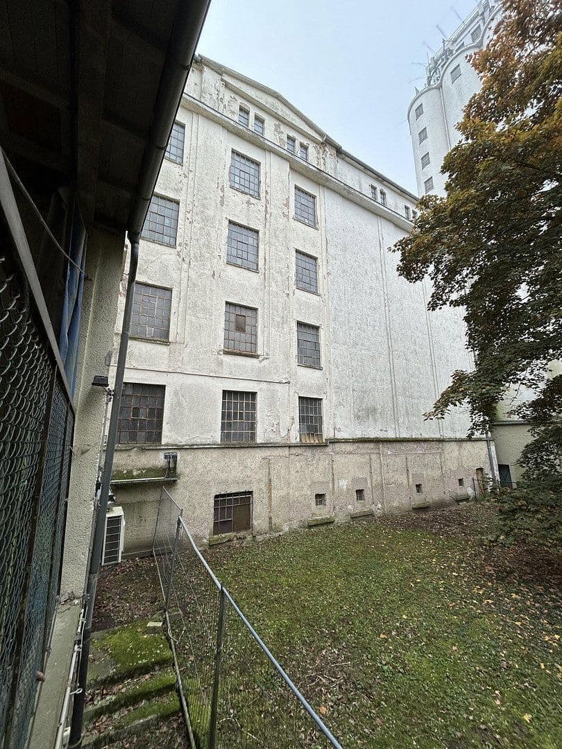 Prodej nebytového prostoru 4.126 m², Mühlenstraße 9b, Niddatal, Hessen Prodej nebytového prostoru 4.126 m², Mühlenstraße 9b, Niddatal, Hessen