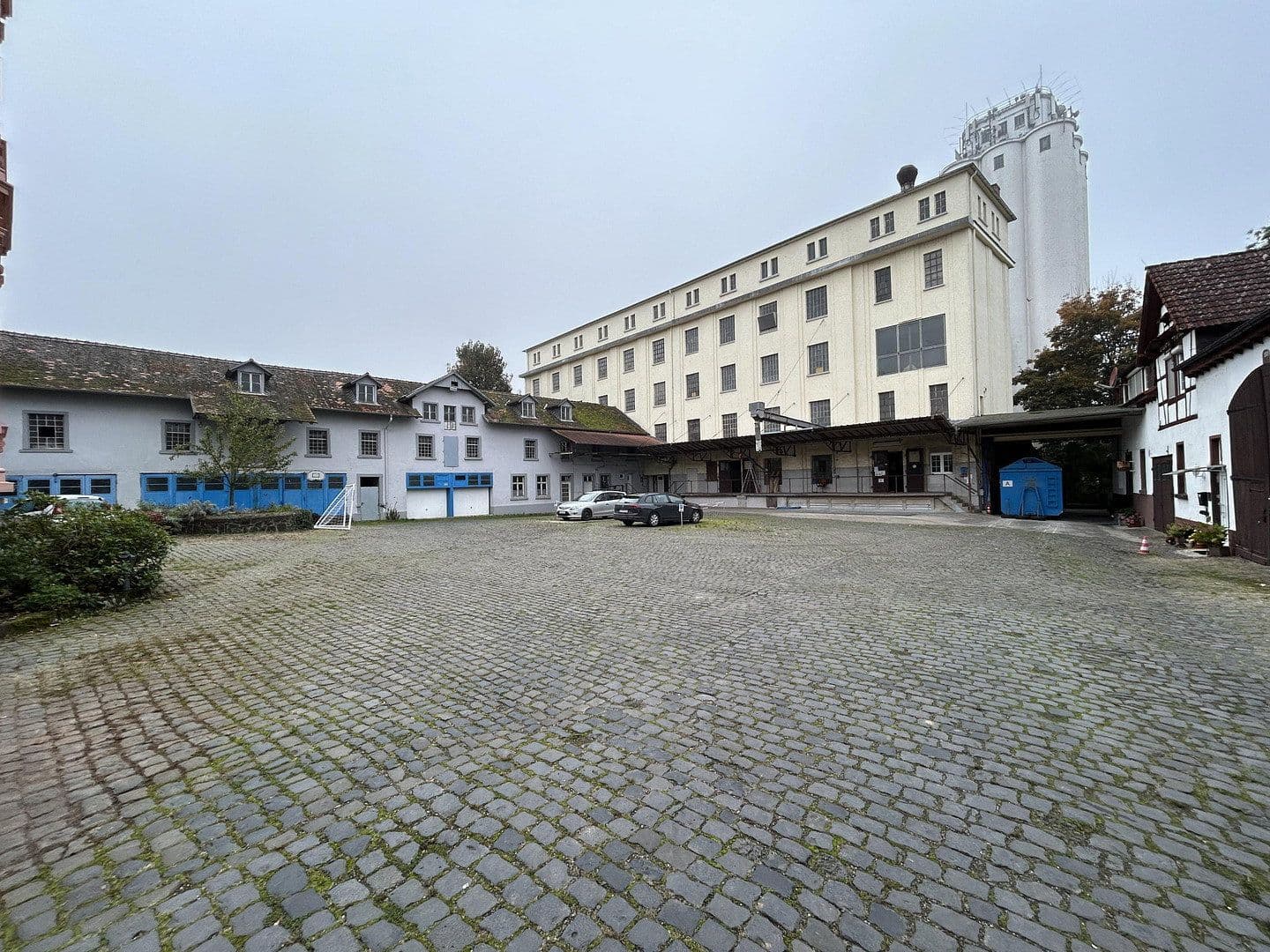 Prodej nebytového prostoru 4.126 m², Mühlenstraße 9b, Niddatal, Hessen Prodej nebytového prostoru 4.126 m², Mühlenstraße 9b, Niddatal, Hessen