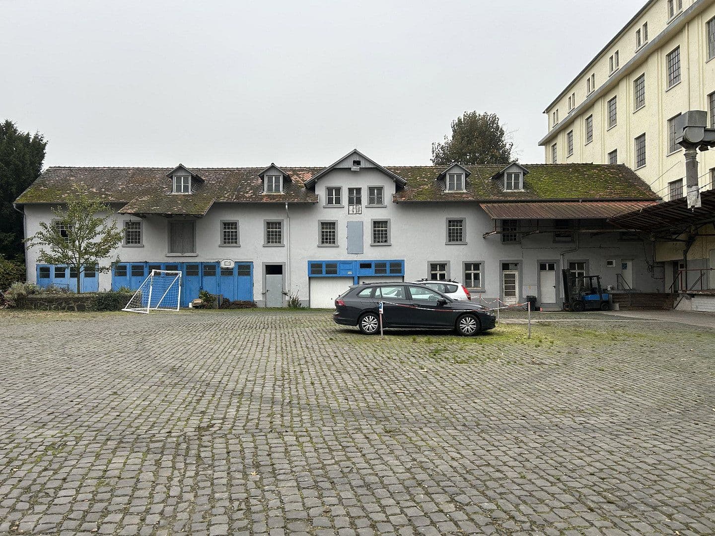 Prodej nebytového prostoru 4.126 m², Mühlenstraße 9b, Niddatal, Hessen Prodej nebytového prostoru 4.126 m², Mühlenstraße 9b, Niddatal, Hessen
