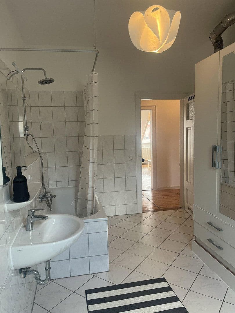 Pronájem bytu 2+1 76 m², Wiesbaden, Hessen Pronájem bytu 2+1 76 m², Wiesbaden, Hessen