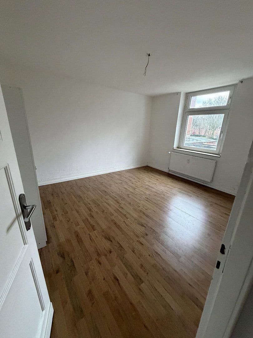 Pronájem bytu 2+1 60 m², Blumentalstr. 150, Krefeld, Severní Porýní-Vestfálsko Pronájem bytu 2+1 60 m², Blumentalstr. 150, Krefeld, Severní Porýní-Vestfálsko