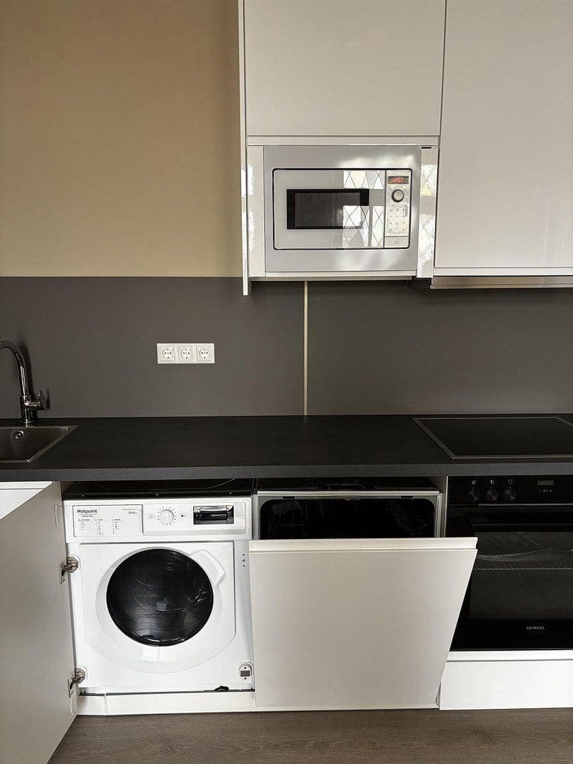 Pronájem bytu 2+1 42 m², Kaiserstraße 4a, Rüdesheim am Rhein, Hessen Pronájem bytu 2+1 42 m², Kaiserstraße 4a, Rüdesheim am Rhein, Hessen