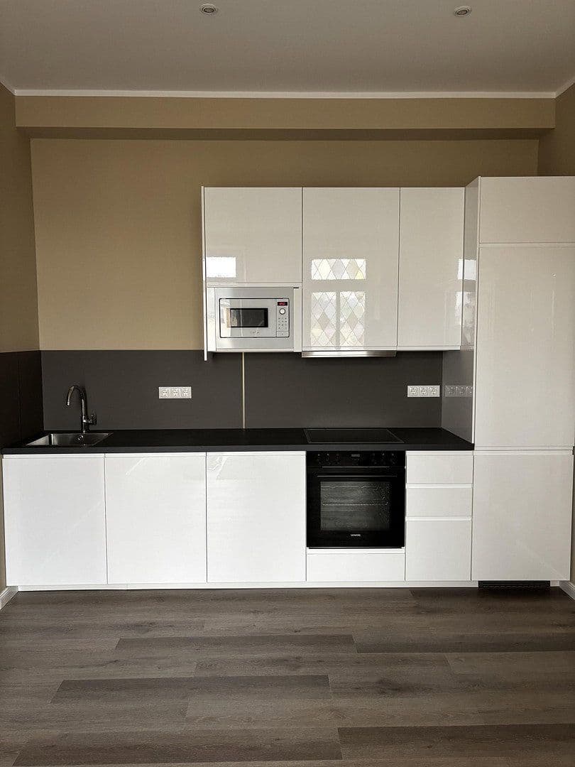 Pronájem bytu 2+1 42 m², Kaiserstraße 4a, Rüdesheim am Rhein, Hessen Pronájem bytu 2+1 42 m², Kaiserstraße 4a, Rüdesheim am Rhein, Hessen