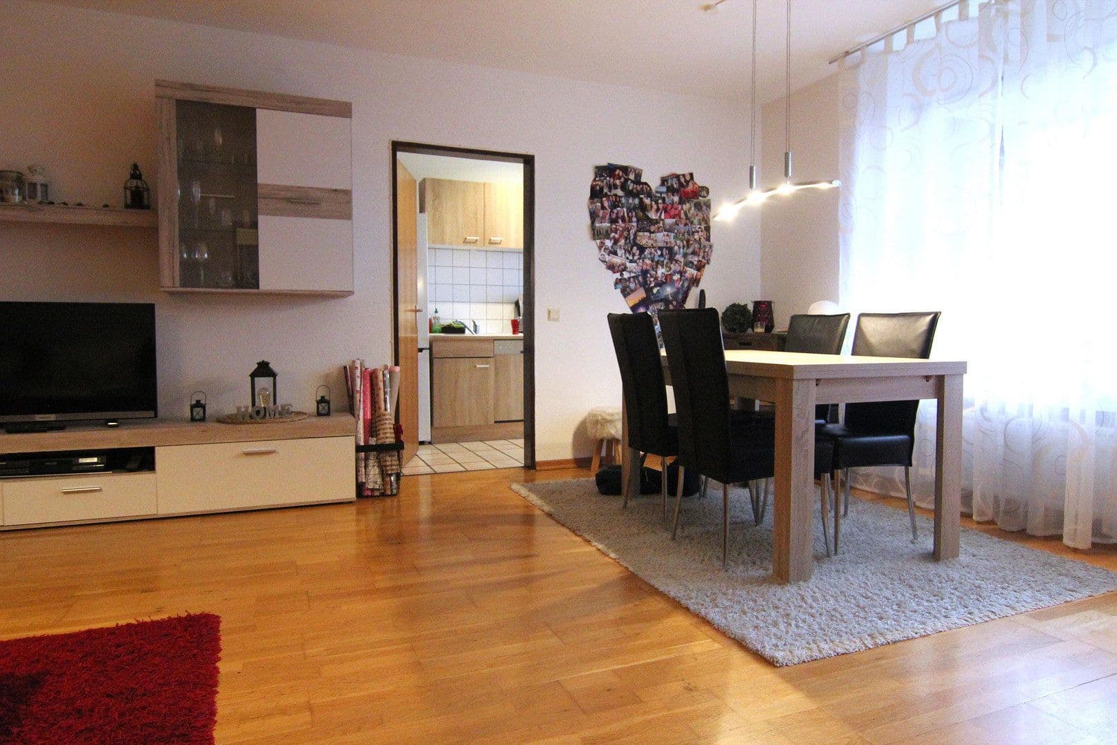 Pronájem bytu 3+1 70 m², Schwinningstr. 39, Cáchy, Severní Porýní-Vestfálsko Pronájem bytu 3+1 70 m², Schwinningstr. 39, Cáchy, Severní Porýní-Vestfálsko