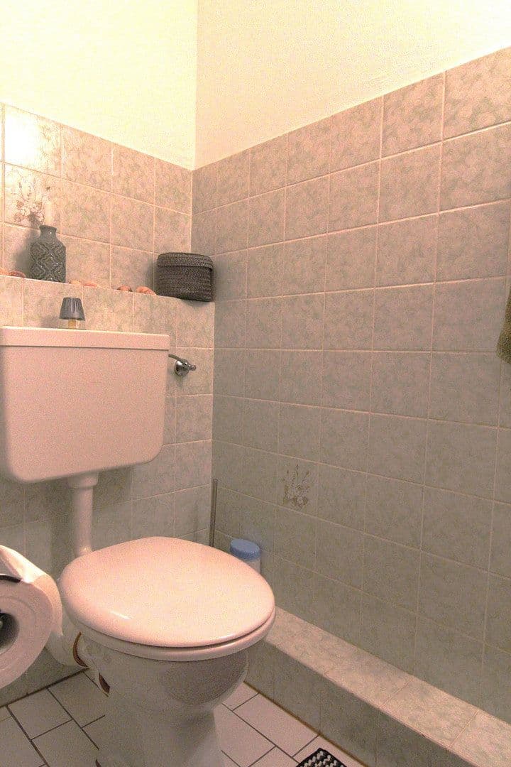 Pronájem bytu 3+1 70 m², Schwinningstr. 39, Cáchy, Severní Porýní-Vestfálsko Pronájem bytu 3+1 70 m², Schwinningstr. 39, Cáchy, Severní Porýní-Vestfálsko