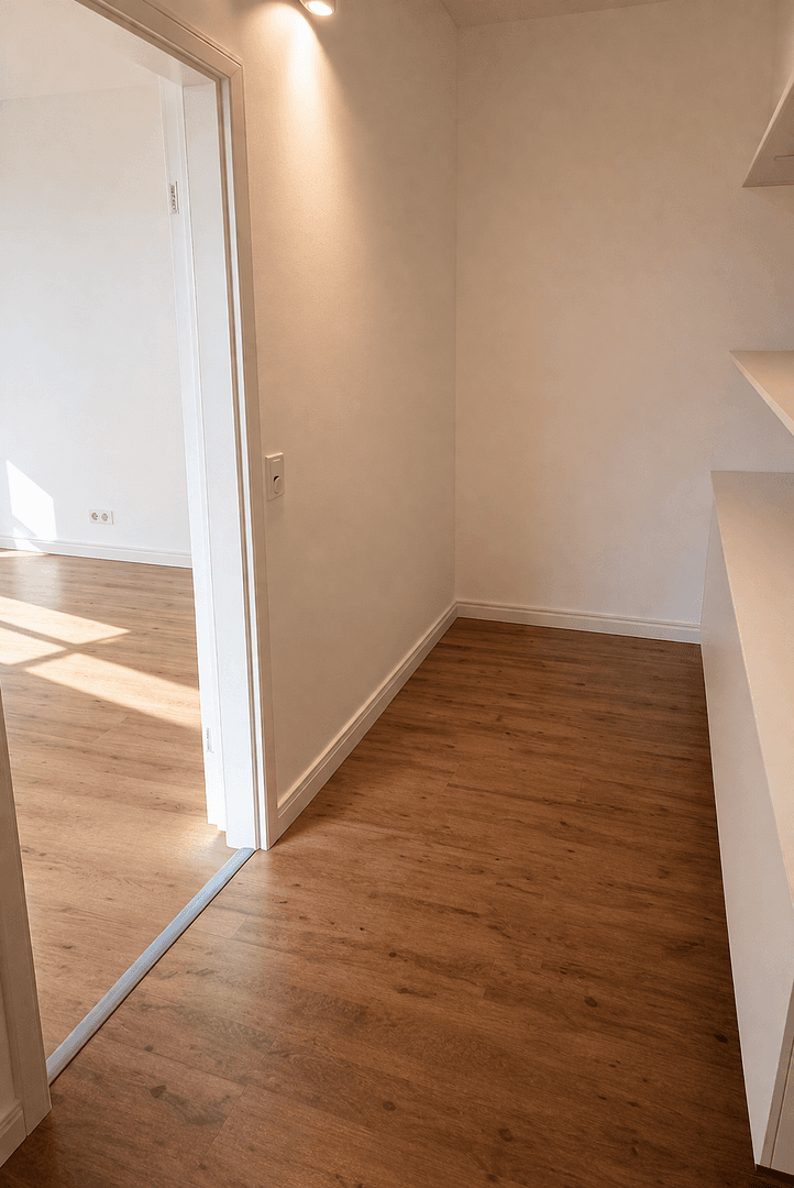 Pronájem bytu 3+1 109 m², Eisenbahnstr.11, Güstrow, Mecklenburg-Vorpommern Pronájem bytu 3+1 109 m², Eisenbahnstr.11, Güstrow, Mecklenburg-Vorpommern