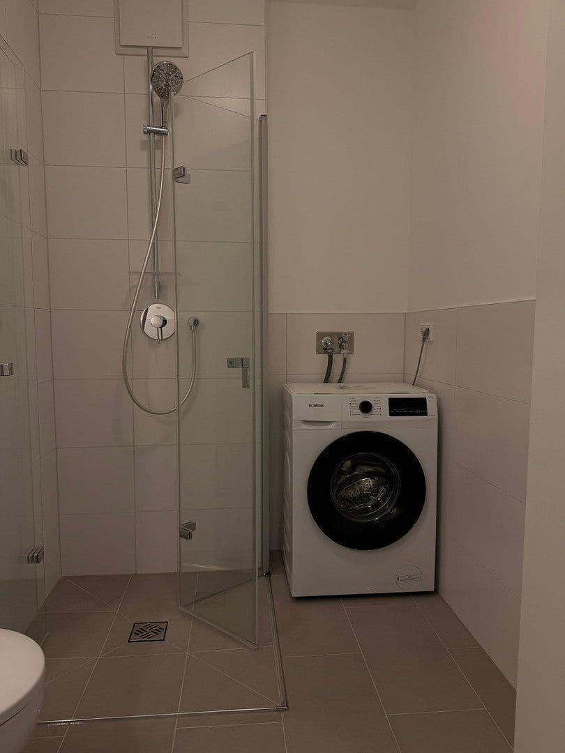 Pronájem bytu 1+1 25 m², Berlin, Berlín Pronájem bytu 1+1 25 m², Berlin, Berlín