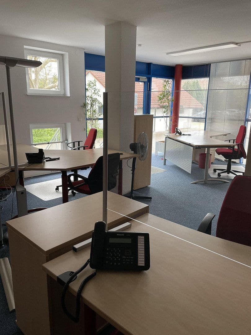 Pronájem nebytového prostoru 314 m², Osterholzer Heerstraße 125-127, Bremen, Bremen Pronájem nebytového prostoru 314 m², Osterholzer Heerstraße 125-127, Bremen, Bremen