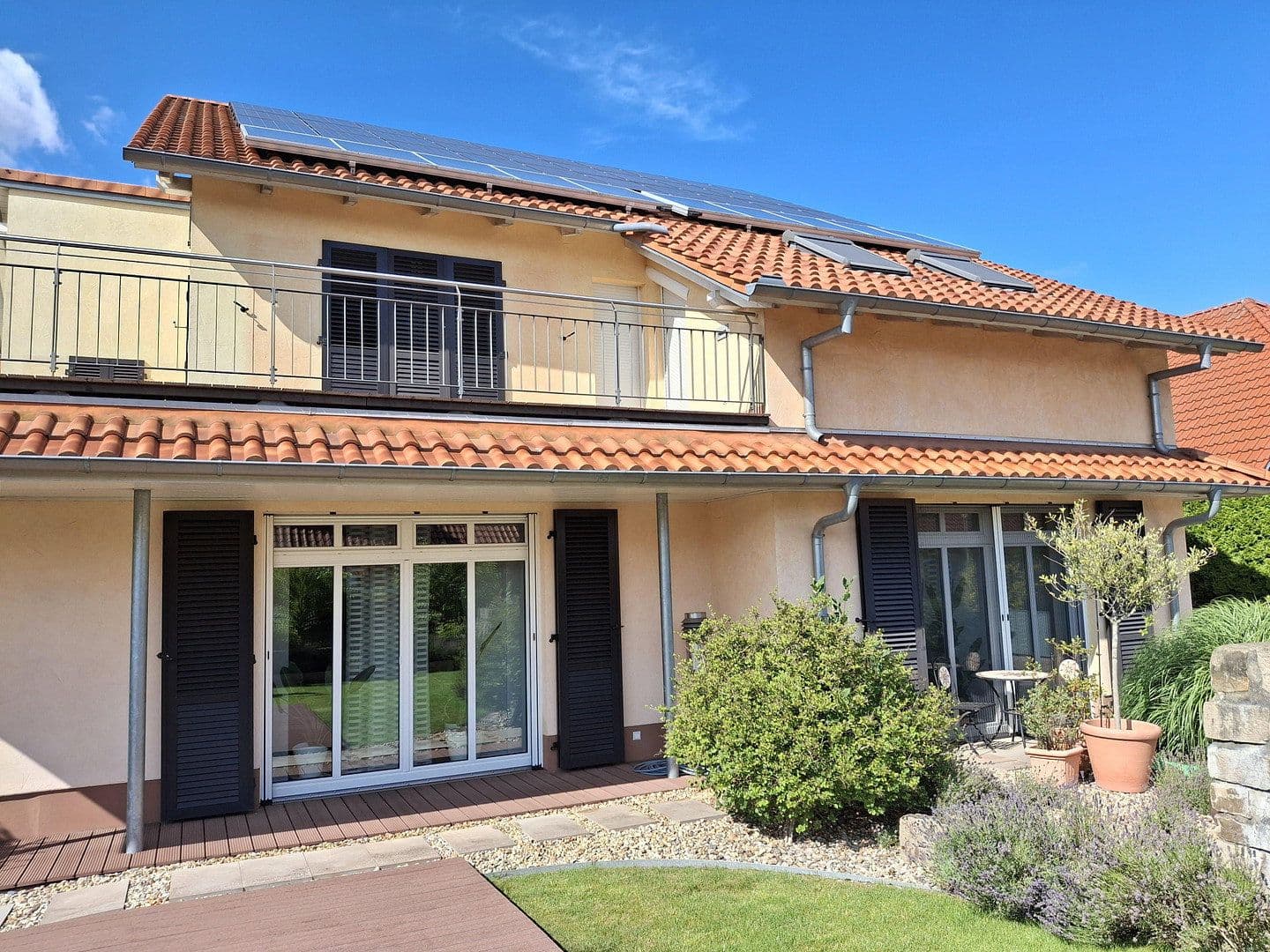 Prodej domu 191 m², pozemek 600 m², Wolfsburg, Dolní Sasko Prodej domu 191 m², pozemek 600 m², Wolfsburg, Dolní Sasko