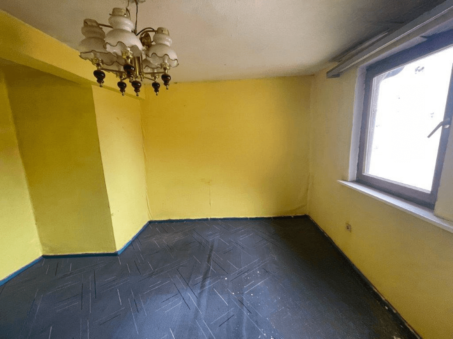 Prodej domu 460 m², pozemek 570 m², Volkach, Bavorsko Prodej domu 460 m², pozemek 570 m², Volkach, Bavorsko