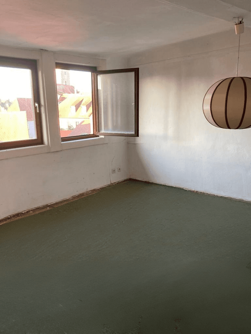 Prodej domu 460 m², pozemek 570 m², Volkach, Bavorsko Prodej domu 460 m², pozemek 570 m², Volkach, Bavorsko