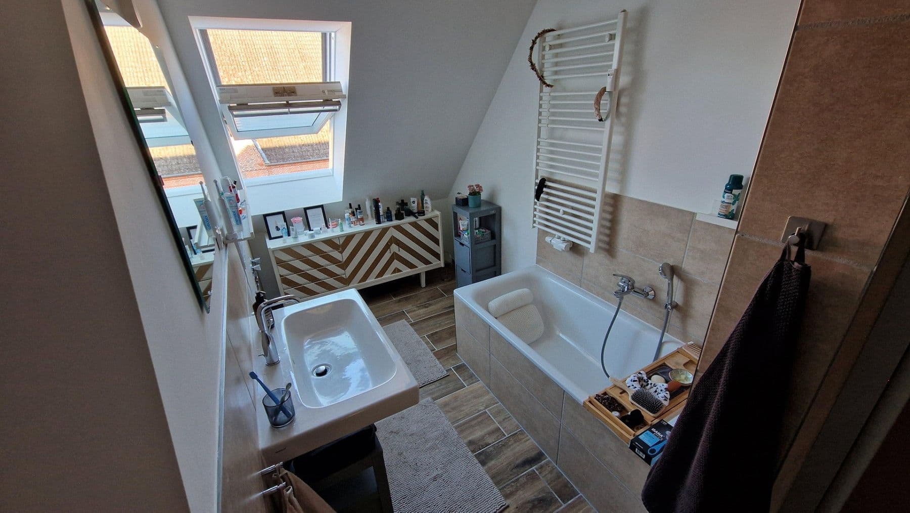 Pronájem bytu 4+1 142 m², Ringstraße 2, Thomasburg, Dolní Sasko Pronájem bytu 4+1 142 m², Ringstraße 2, Thomasburg, Dolní Sasko