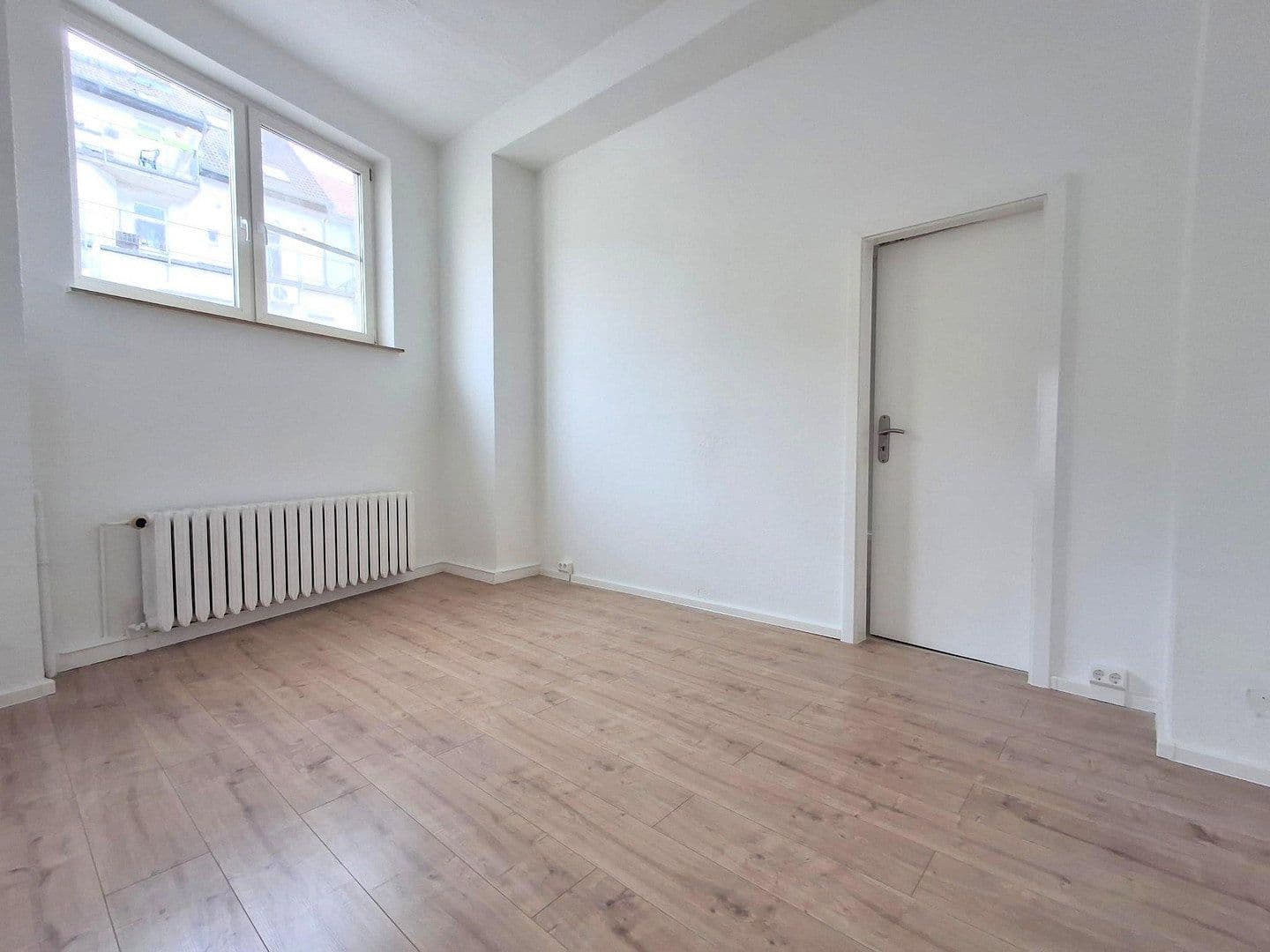 Pronájem bytu 4+1 80 m², Mittelstraße 2, Fürstenwalde nad Sprévou, Braniborsko Pronájem bytu 4+1 80 m², Mittelstraße 2, Fürstenwalde nad Sprévou, Braniborsko